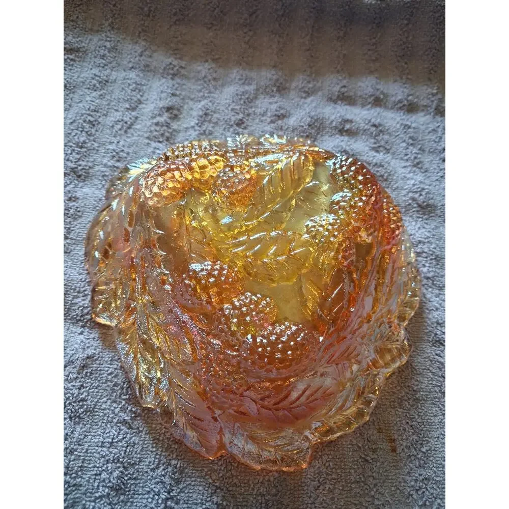 Carnival Glass Bowl Loganberry & Leaf by Indiana Glass Co. 7.25
